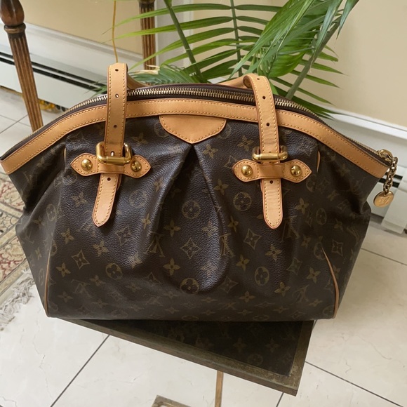 Louis Vuitton Shoulder Bag - Picture 4 of 10